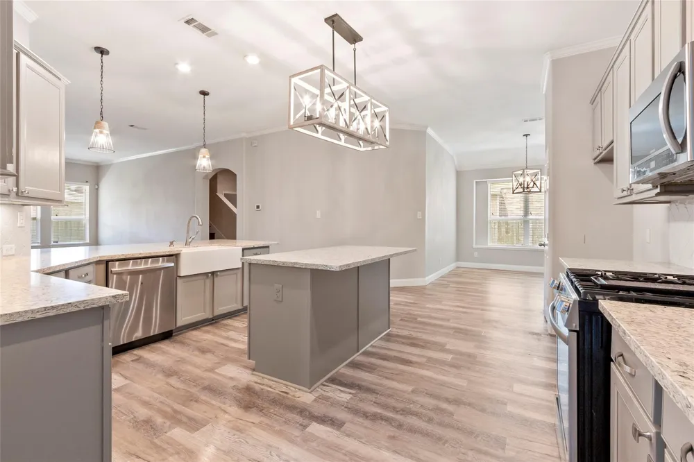 13402 Indigo Sands Drive Pearland, TX 77584