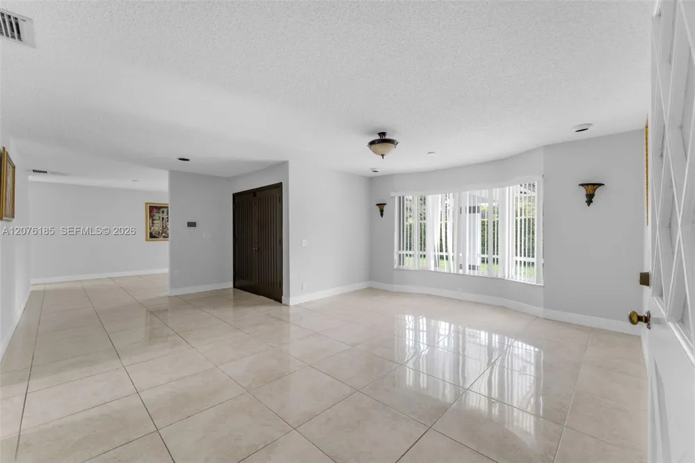 9835 SW 56th St #0 Miami, FL 33165