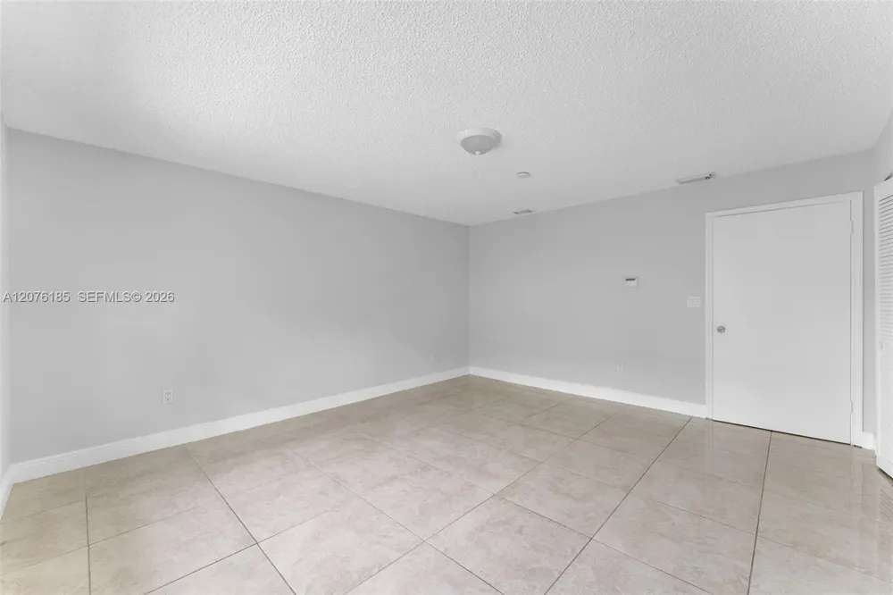 9835 SW 56th St #0 Miami, FL 33165