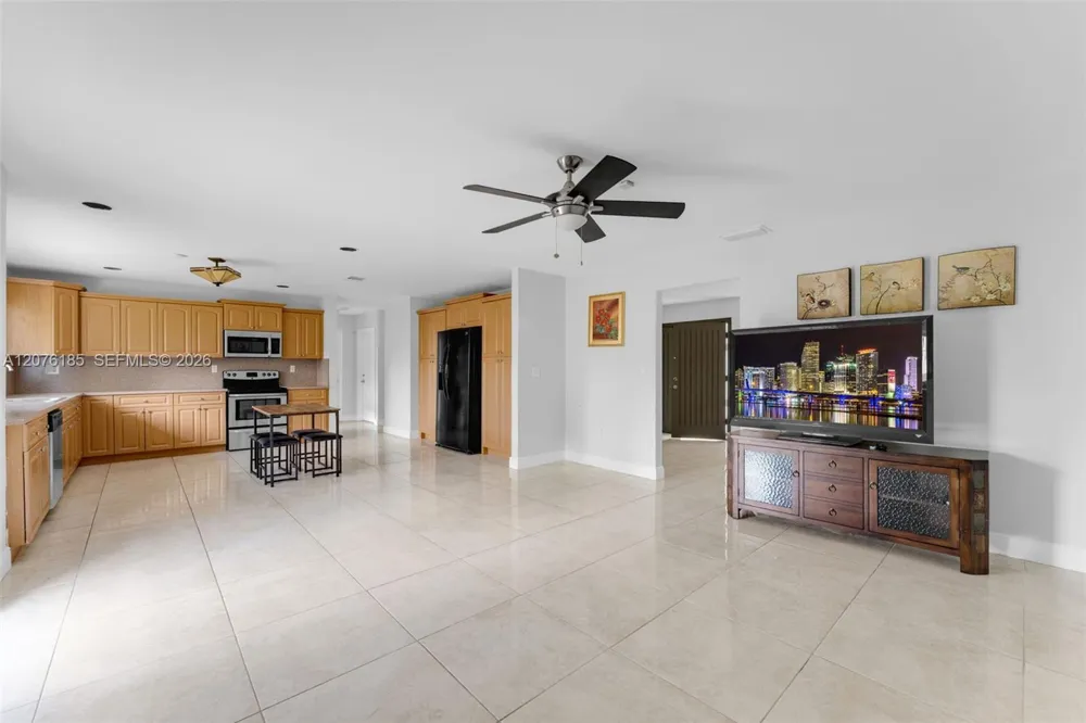 9835 SW 56th St #0 Miami, FL 33165