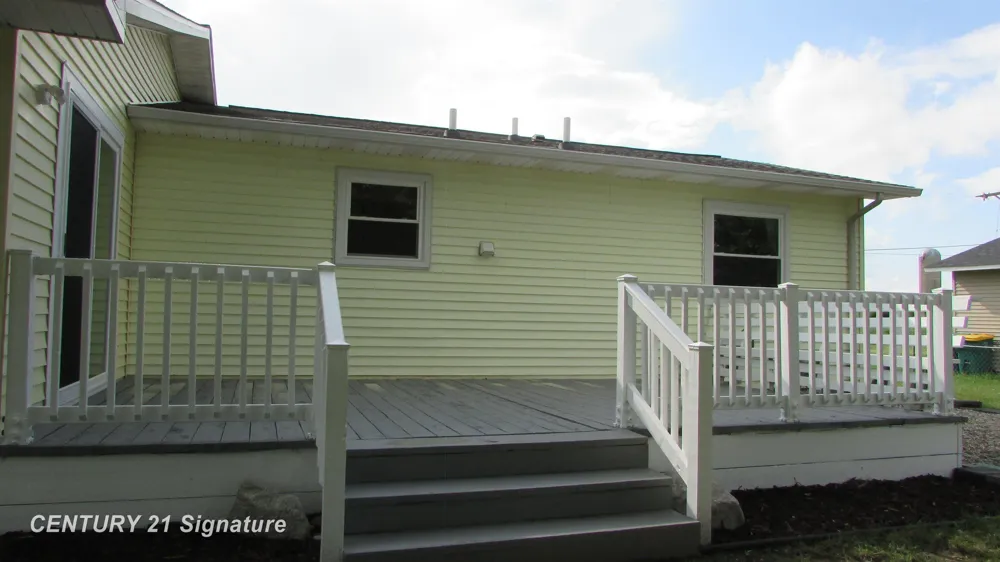 7417 Mackinaw Road Bay City City, MI 48706