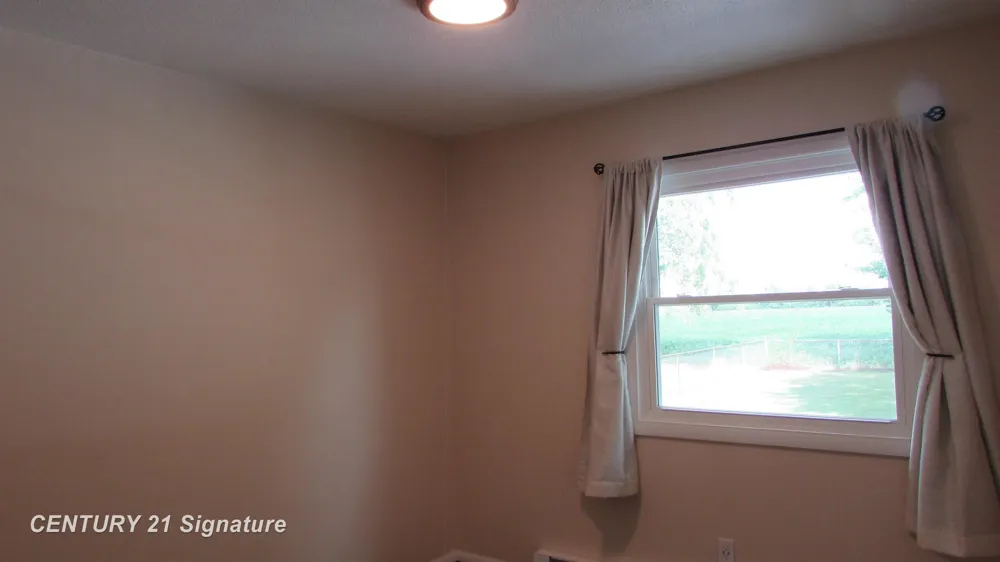 7417 Mackinaw Road Bay City City, MI 48706