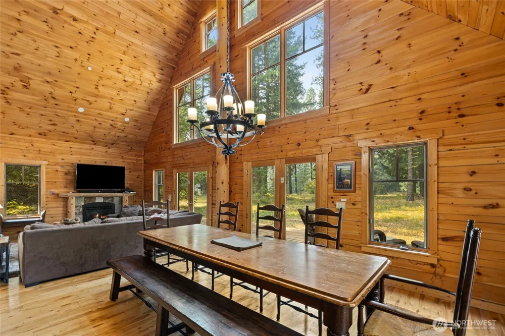 1611 Larkspur Loop Cle Elum, WA 98922