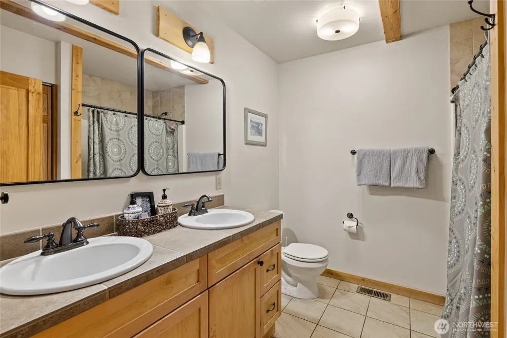1611 Larkspur Loop Cle Elum, WA 98922