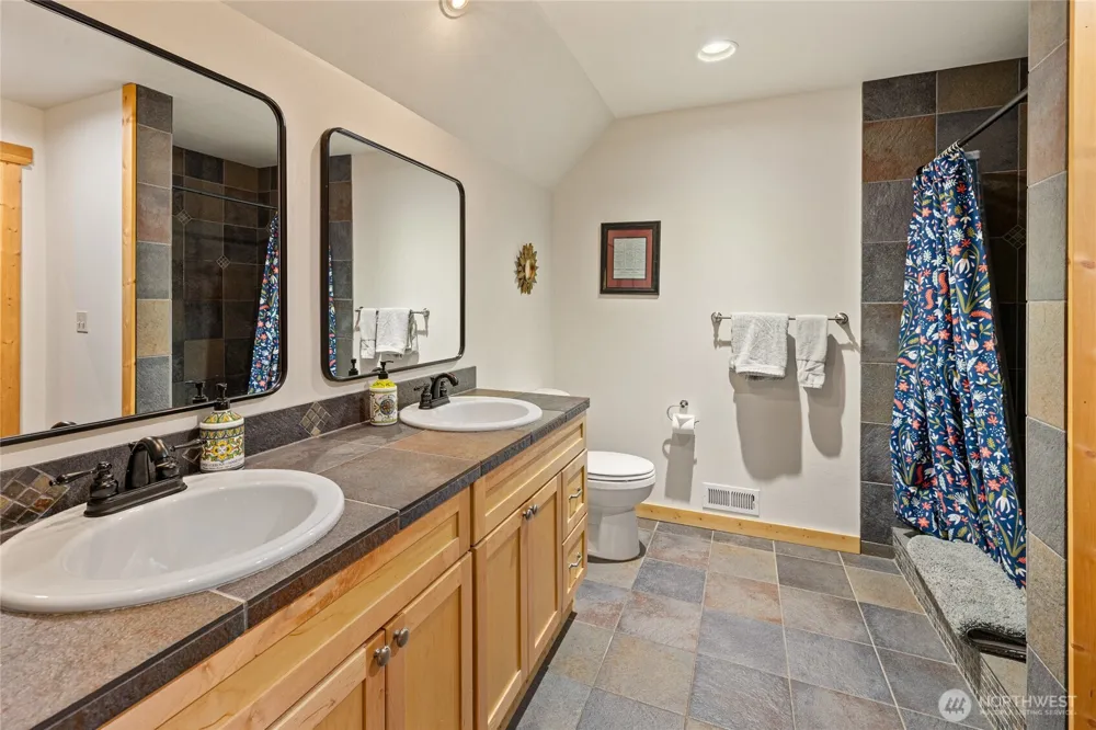 1611 Larkspur Loop Cle Elum, WA 98922