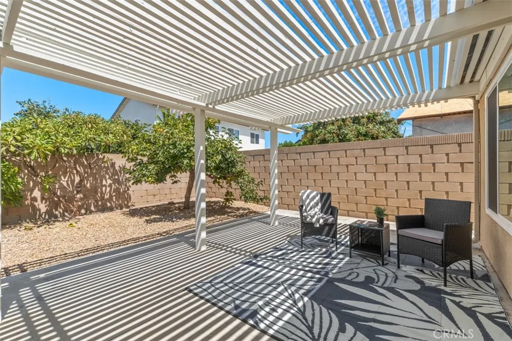 6111 Leyte Cypress, CA 90630