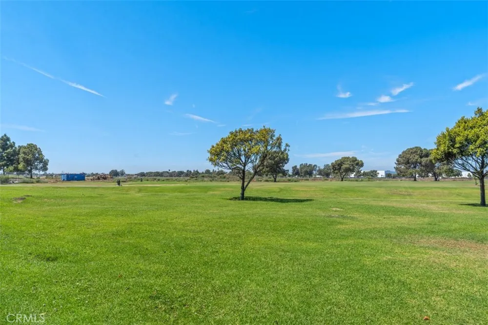 6111 Leyte Cypress, CA 90630