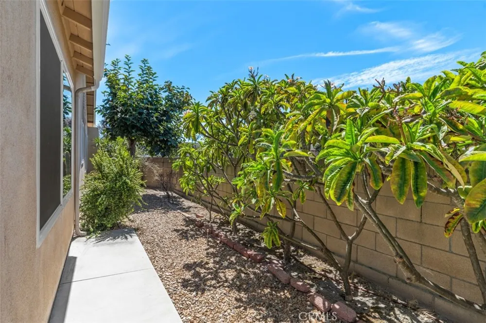 6111 Leyte Cypress, CA 90630
