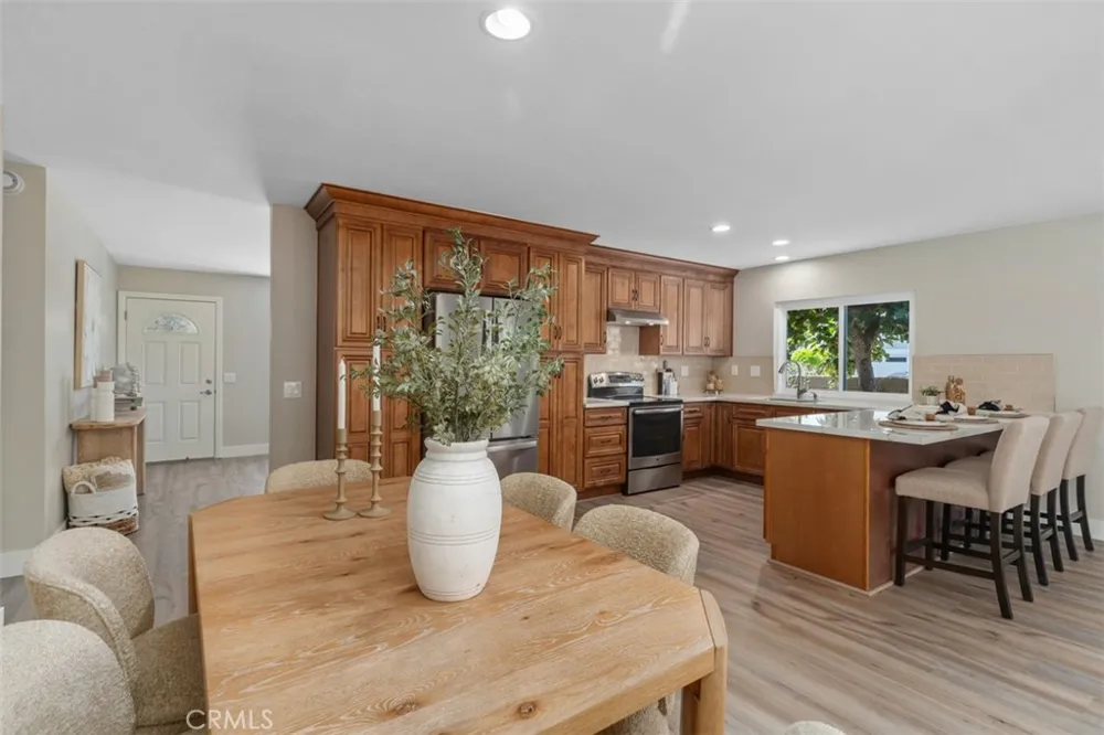 6111 Leyte Cypress, CA 90630