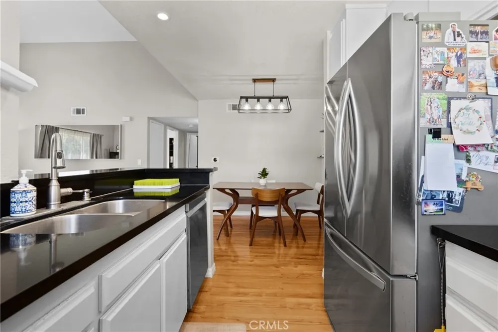 21200 Trumpet #205 Newhall, CA 91321