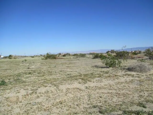 1306 Shore Manor Street Thermal, CA 92274