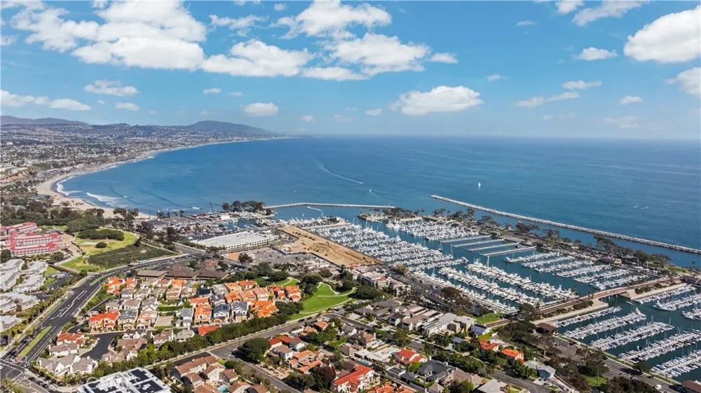 24722 Santa Clara Dana Point, CA 92629