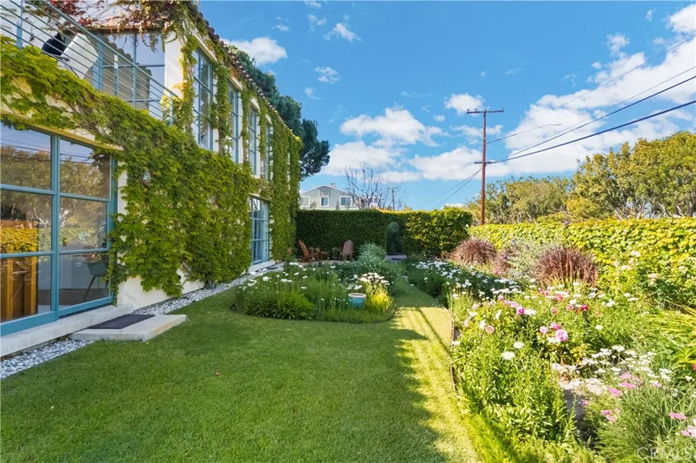 24722 Santa Clara Dana Point, CA 92629