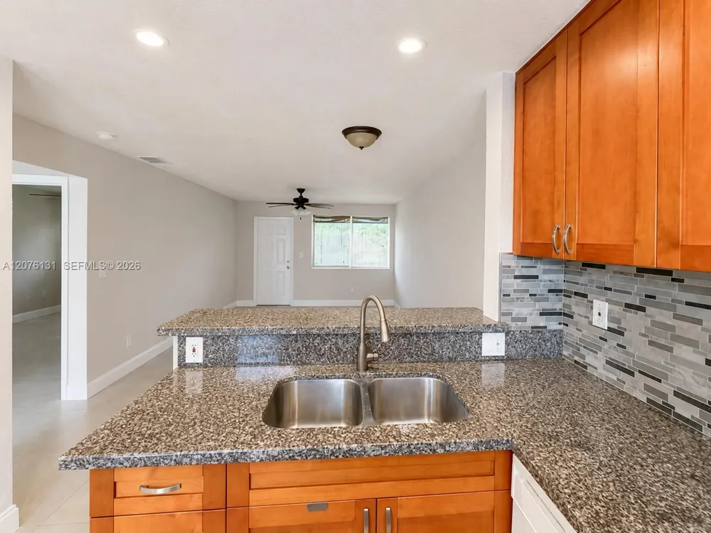 13215 NE 6th Ave #106 North Miami, FL 33161