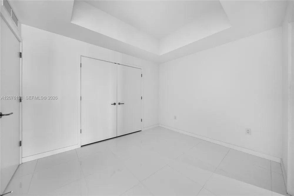 851 NE 1st AVE #2106 Miami, FL 33132