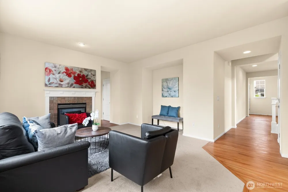 20914 13th Place W Lynnwood, WA 98036