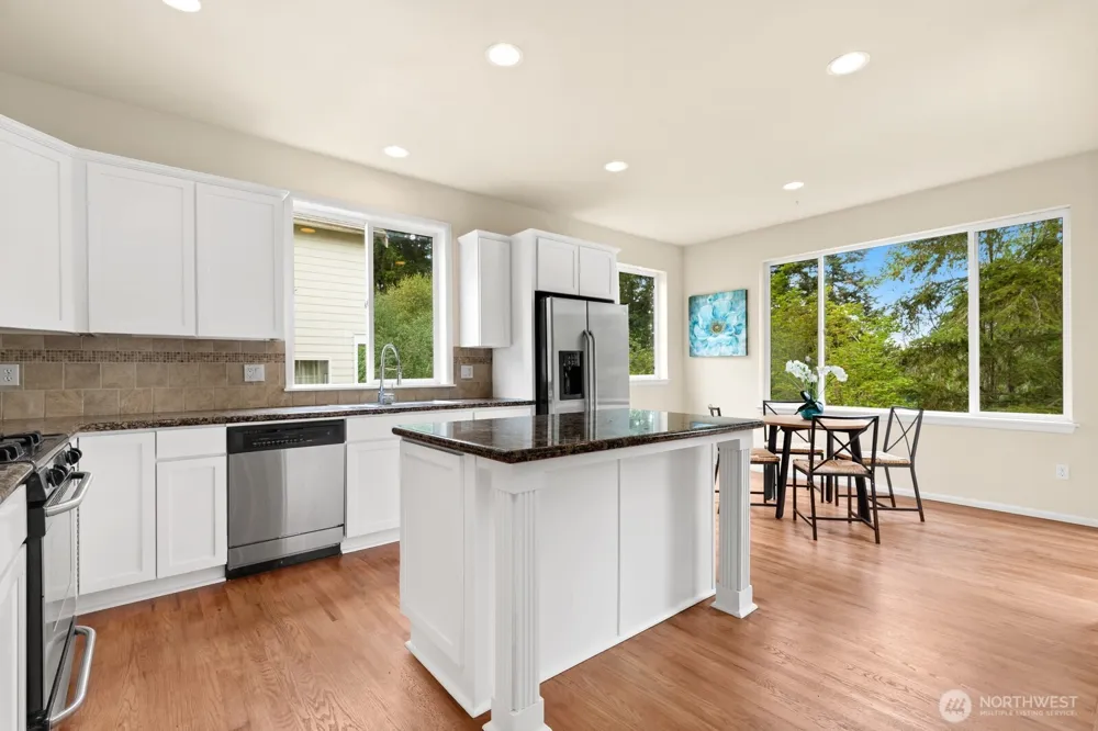 20914 13th Place W Lynnwood, WA 98036
