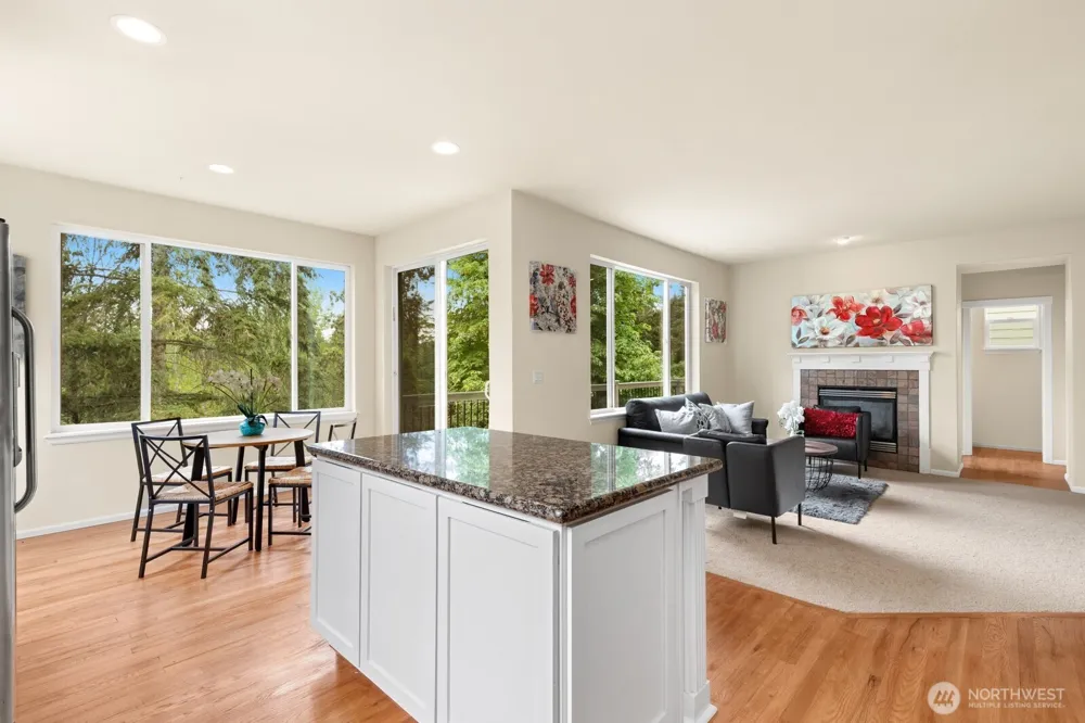 20914 13th Place W Lynnwood, WA 98036