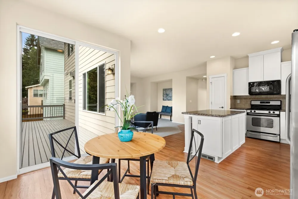 20914 13th Place W Lynnwood, WA 98036