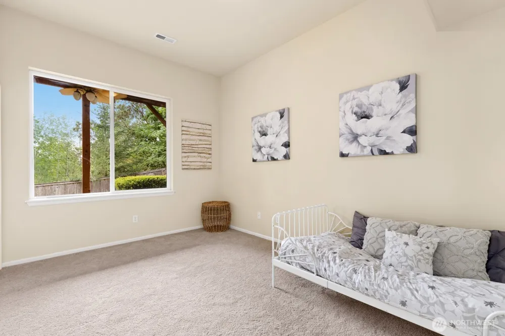 20914 13th Place W Lynnwood, WA 98036