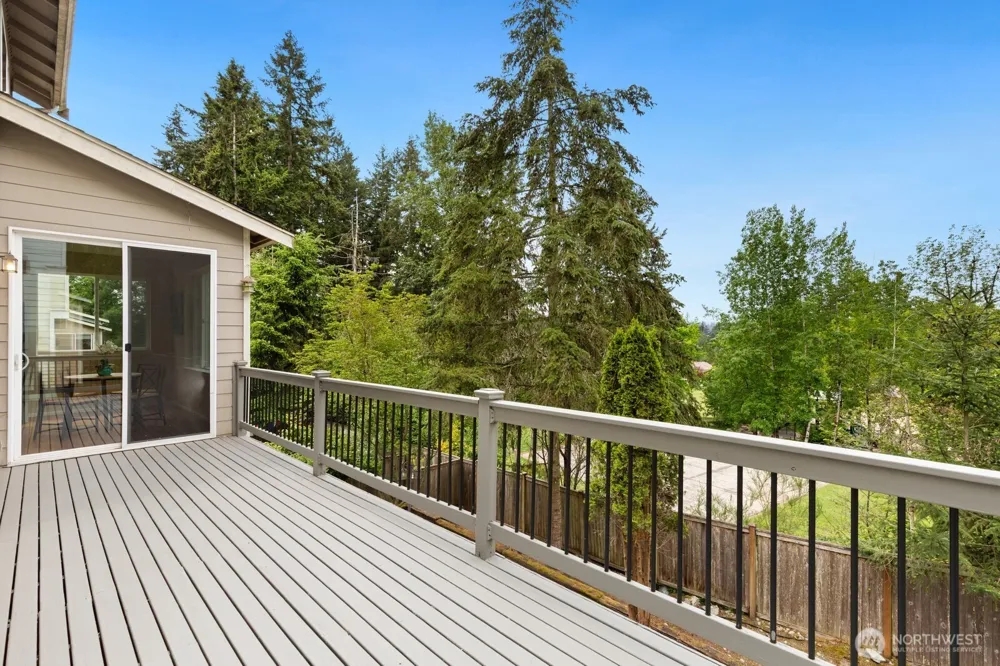 20914 13th Place W Lynnwood, WA 98036