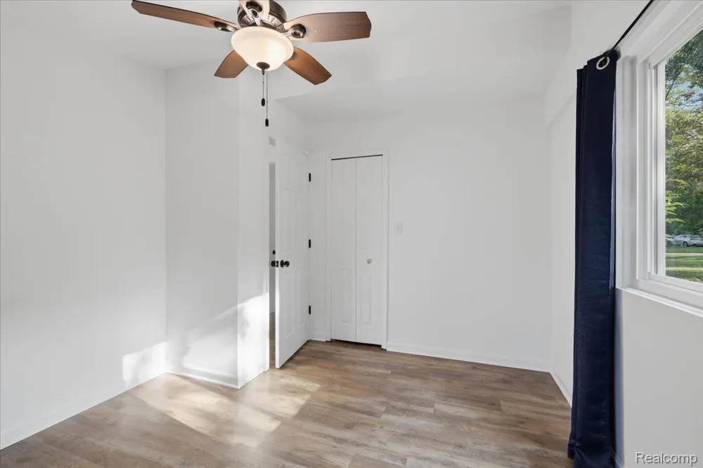 9239 Villa Crest Drive Springfield Charter Township, MI 48346