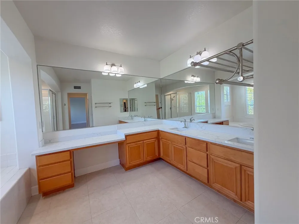 82 Laurelhurst Ladera Ranch, CA 92694