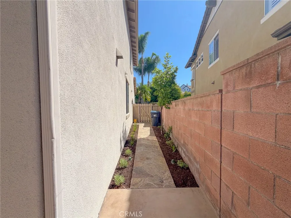 82 Laurelhurst Ladera Ranch, CA 92694