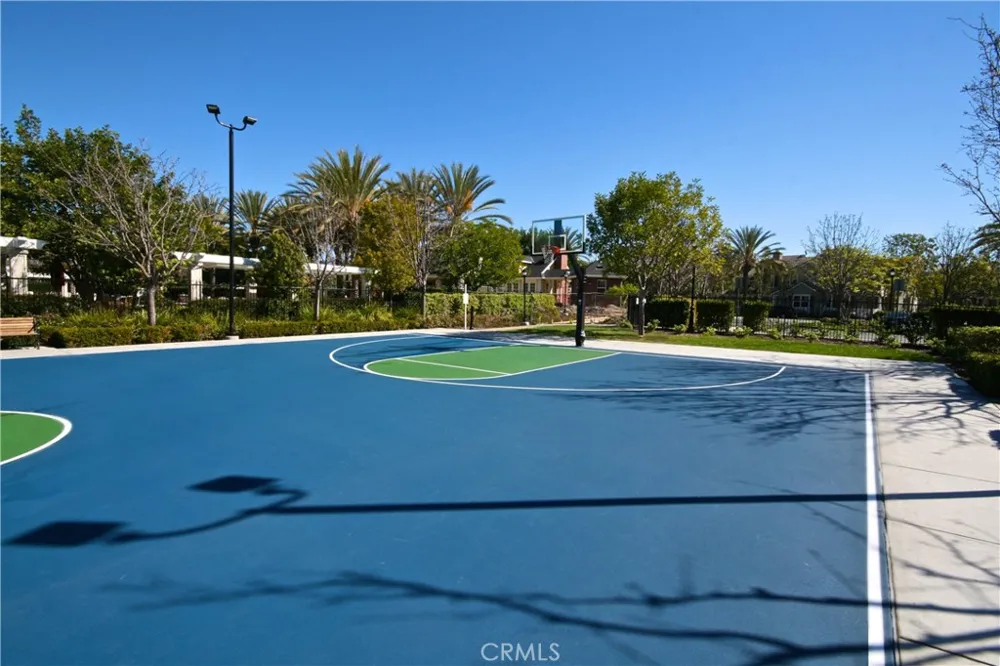 82 Laurelhurst Ladera Ranch, CA 92694