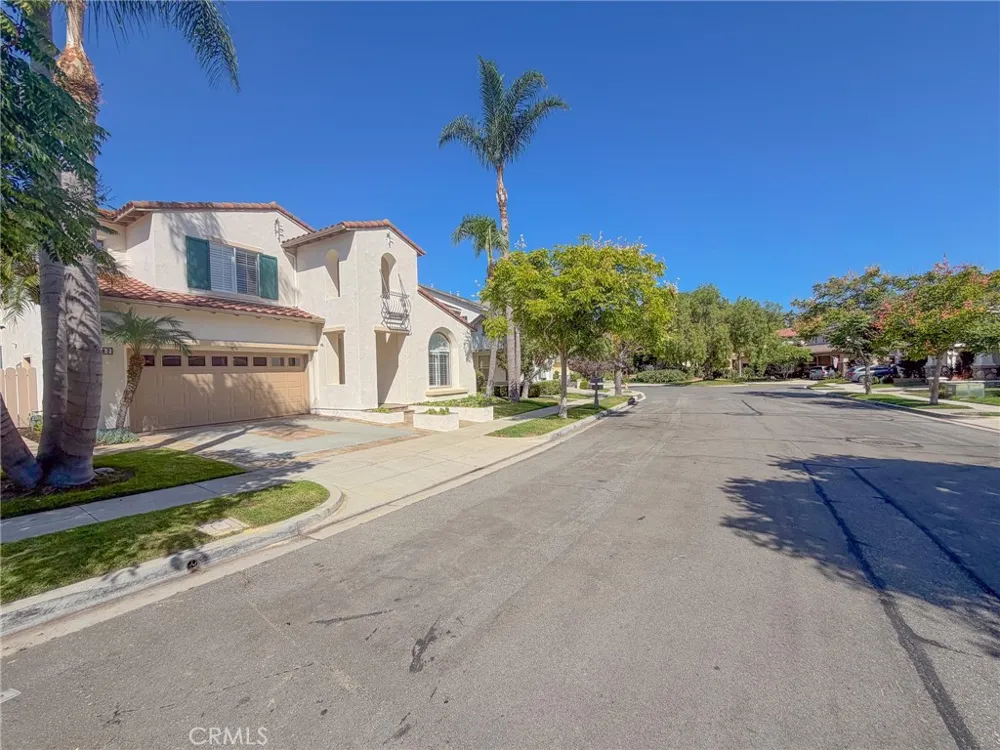 82 Laurelhurst Ladera Ranch, CA 92694