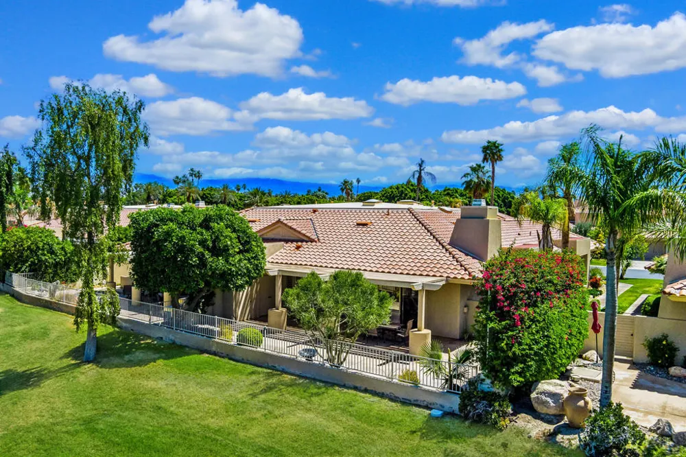 285 Kavenish Drive Rancho Mirage, CA 92270