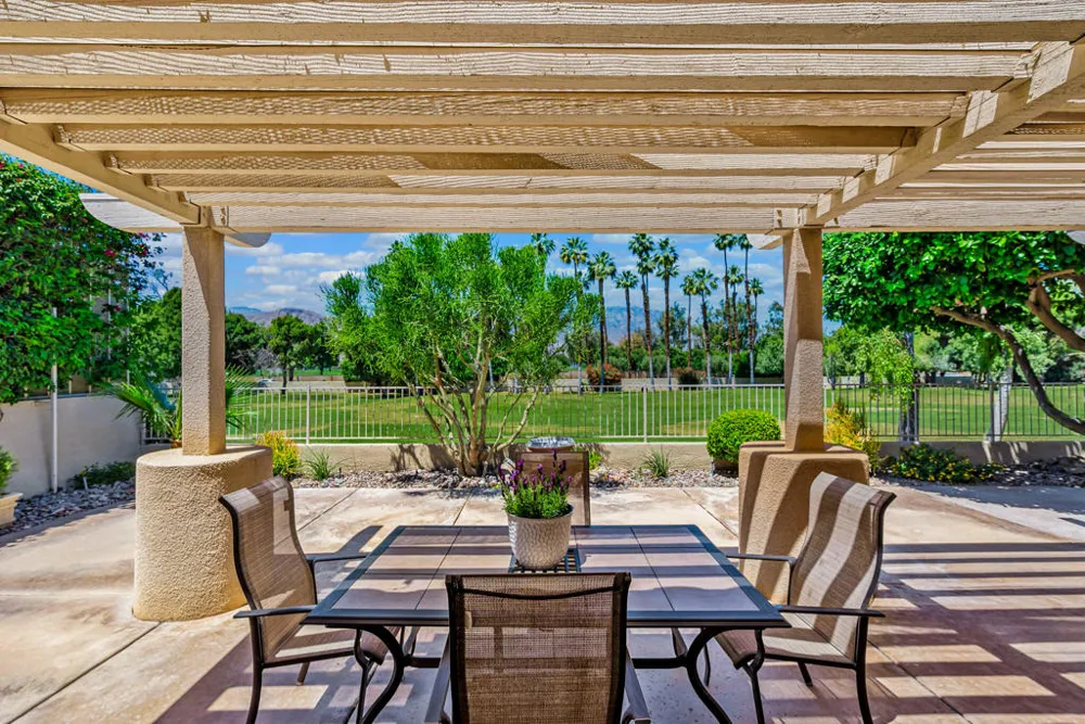 285 Kavenish Drive Rancho Mirage, CA 92270