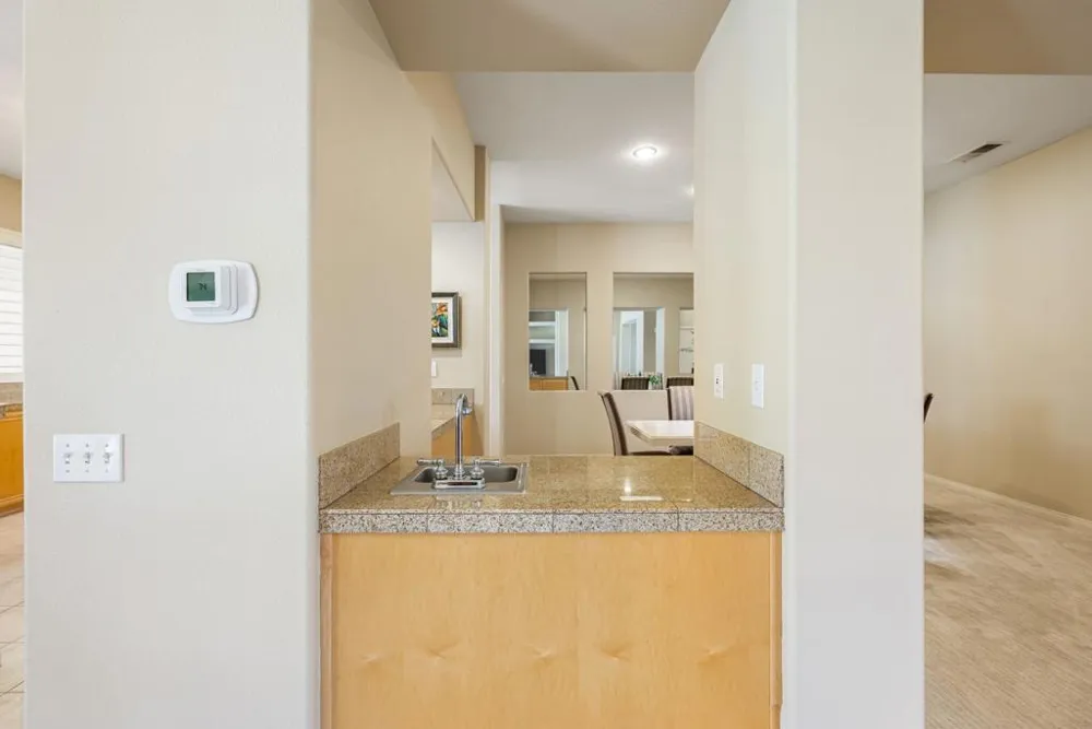 285 Kavenish Drive Rancho Mirage, CA 92270