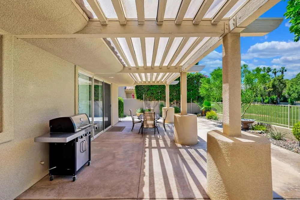 285 Kavenish Drive Rancho Mirage, CA 92270