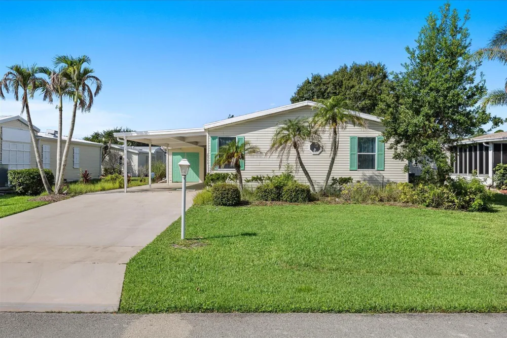 2911 Nine Iron Drive Port St. Lucie, FL 34952