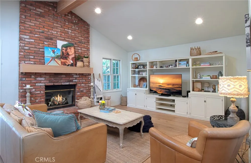 2285 Tustin Avenue Newport Beach, CA 92660