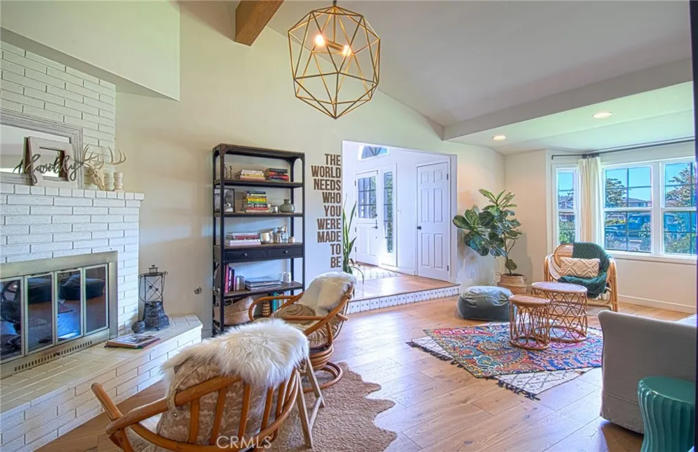 2285 Tustin Avenue Newport Beach, CA 92660