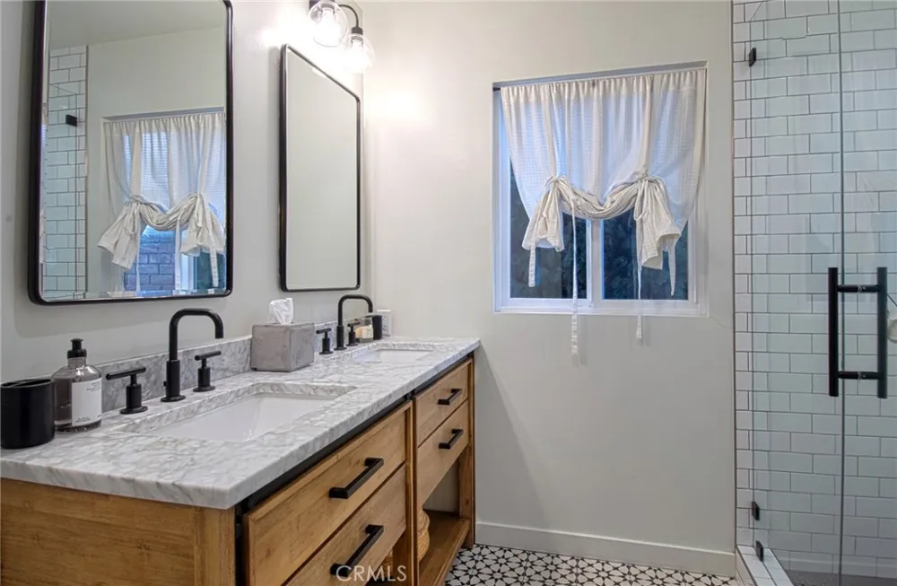 2285 Tustin Avenue Newport Beach, CA 92660