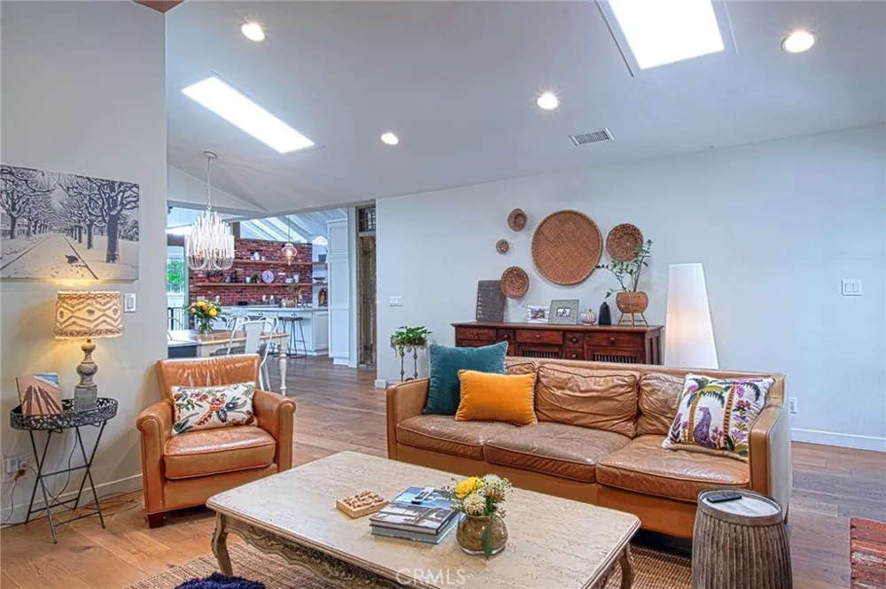 2285 Tustin Avenue Newport Beach, CA 92660
