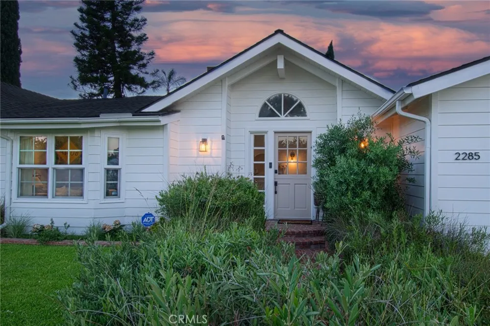 2285 Tustin Avenue Newport Beach, CA 92660