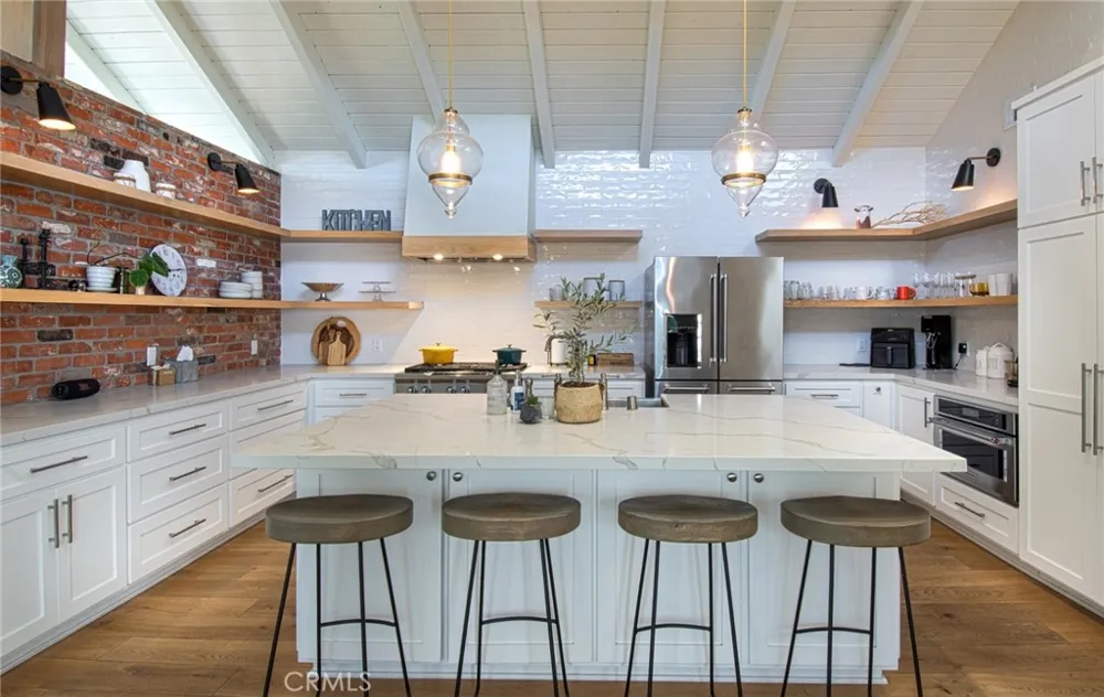 2285 Tustin Avenue Newport Beach, CA 92660