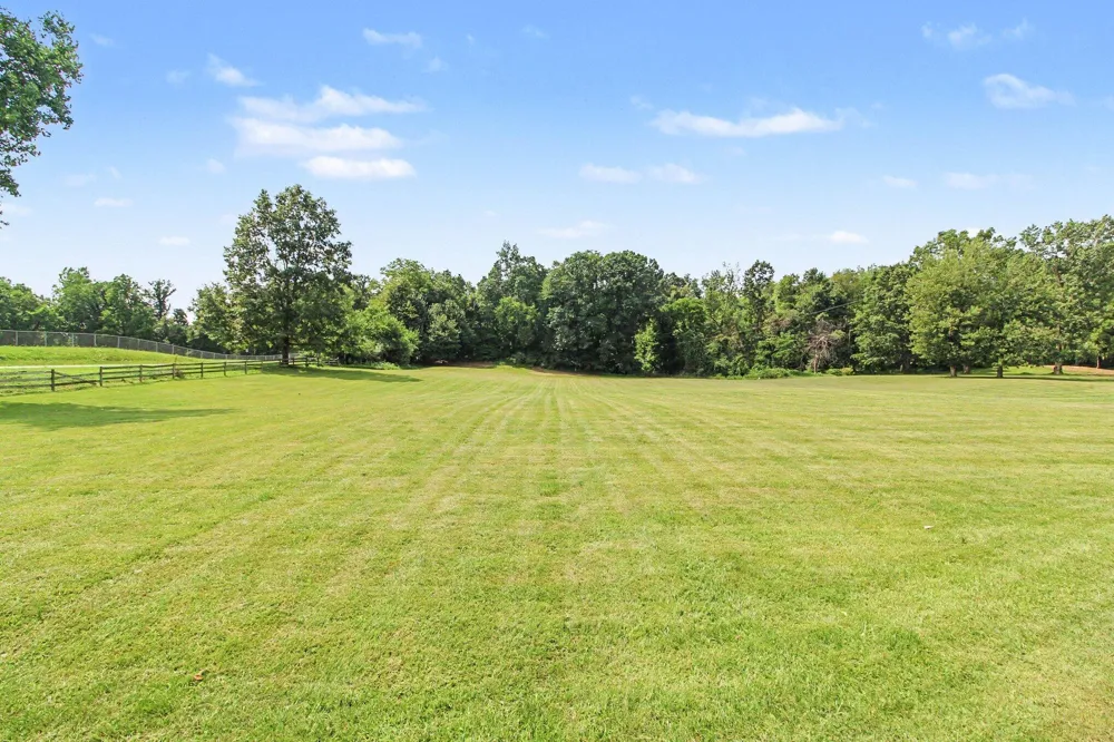 13250 Taylor Road Brooklyn, MI 49230
