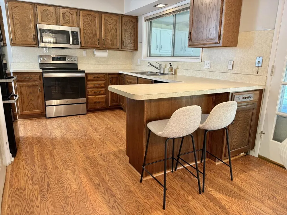 24461 Willow Lane Novi City, MI 48375