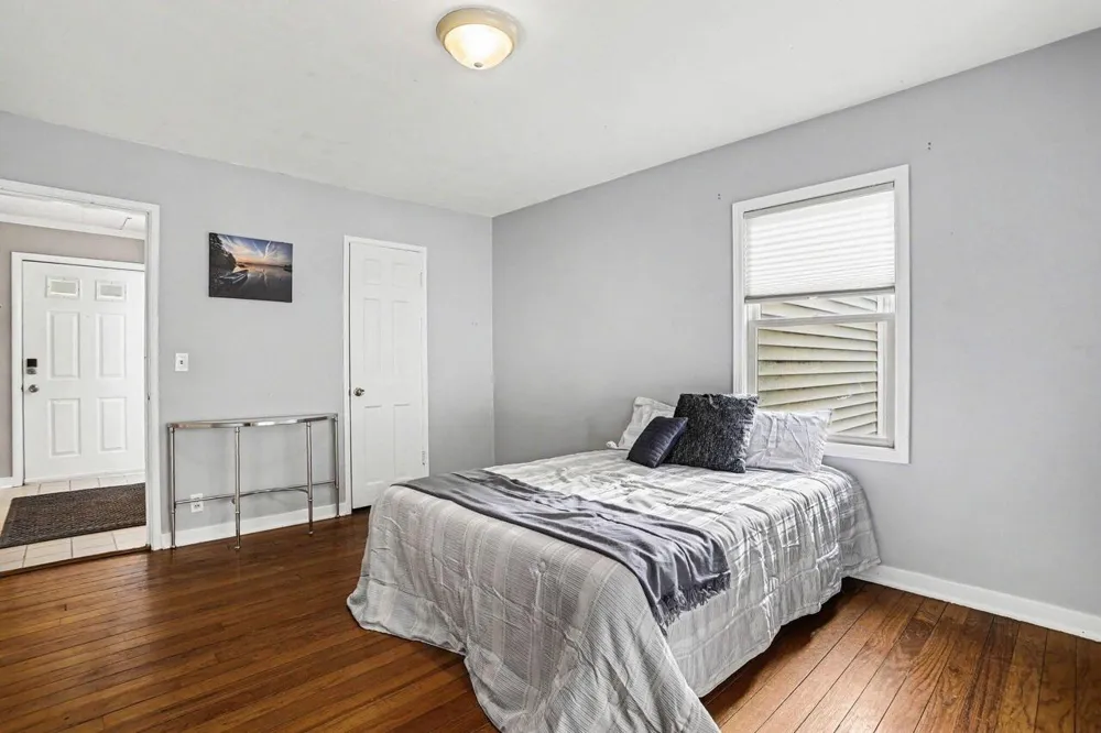 24461 Willow Lane Novi City, MI 48375