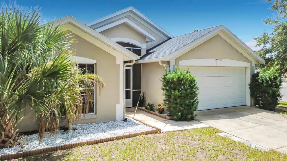 2244 MALLORY CIRCLE Haines City, FL 33844