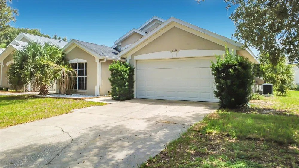 2244 MALLORY CIRCLE Haines City, FL 33844