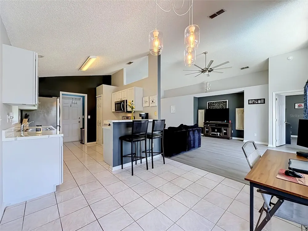 2244 MALLORY CIRCLE Haines City, FL 33844