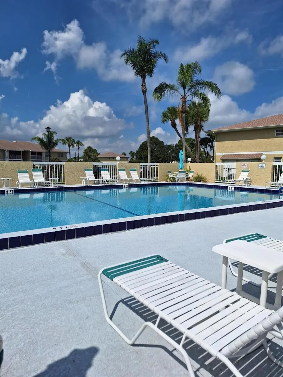 1535 SE ROYAL GREEN CIRCLE #D102 Port St. Lucie, FL 34952