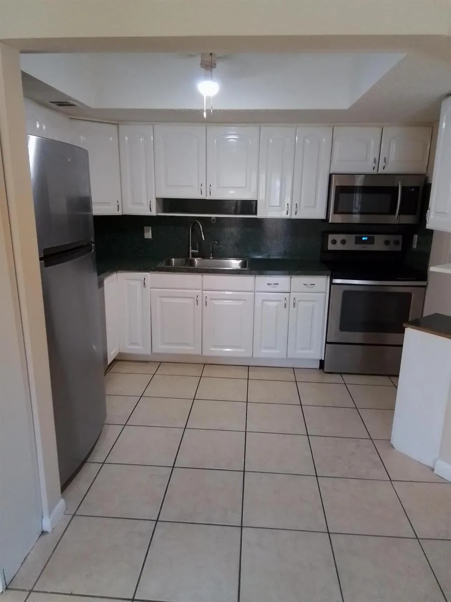 1535 SE ROYAL GREEN CIRCLE #D102 Port St. Lucie, FL 34952