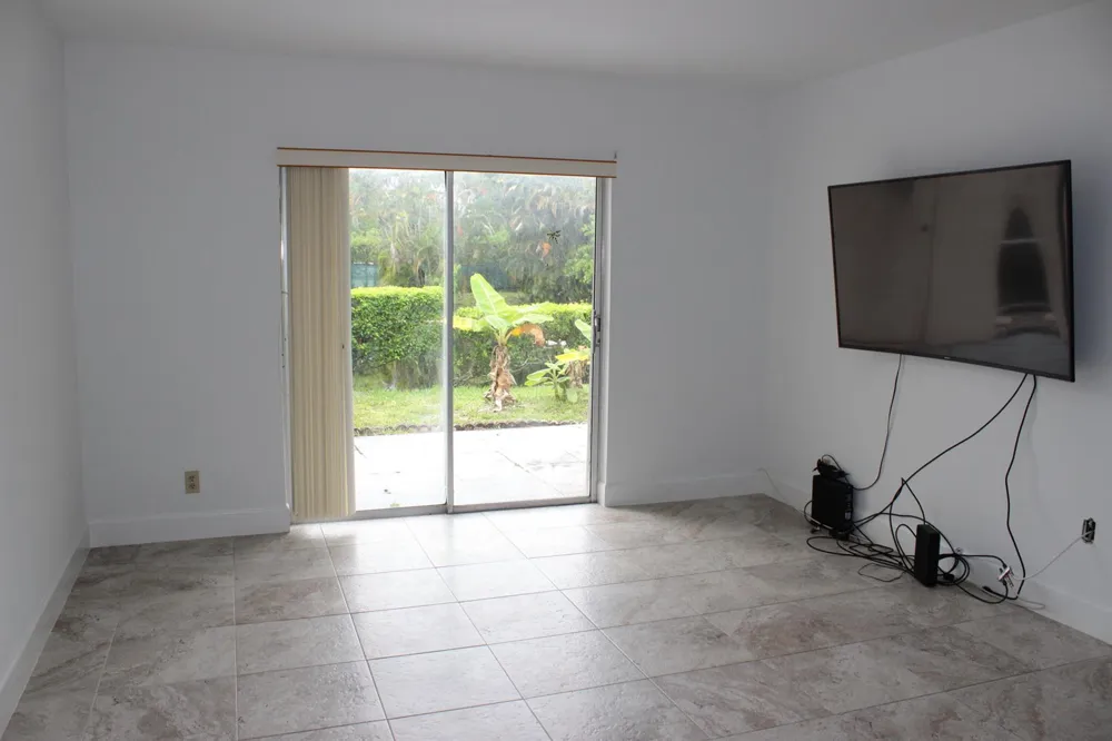 8573 Boca Drive #3 Boca Raton, FL 33433